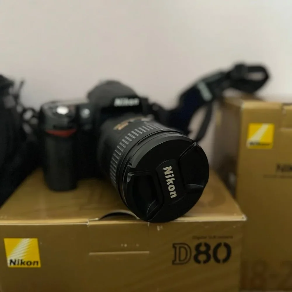 Nikon D80 with 18-200 lens